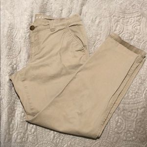 Size 4 Classic Khaki 👖 pants! OLD NAVY